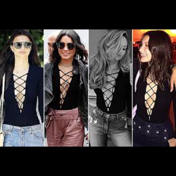 Reformation Avalon velvet bodysuit - Picture 5 of 5